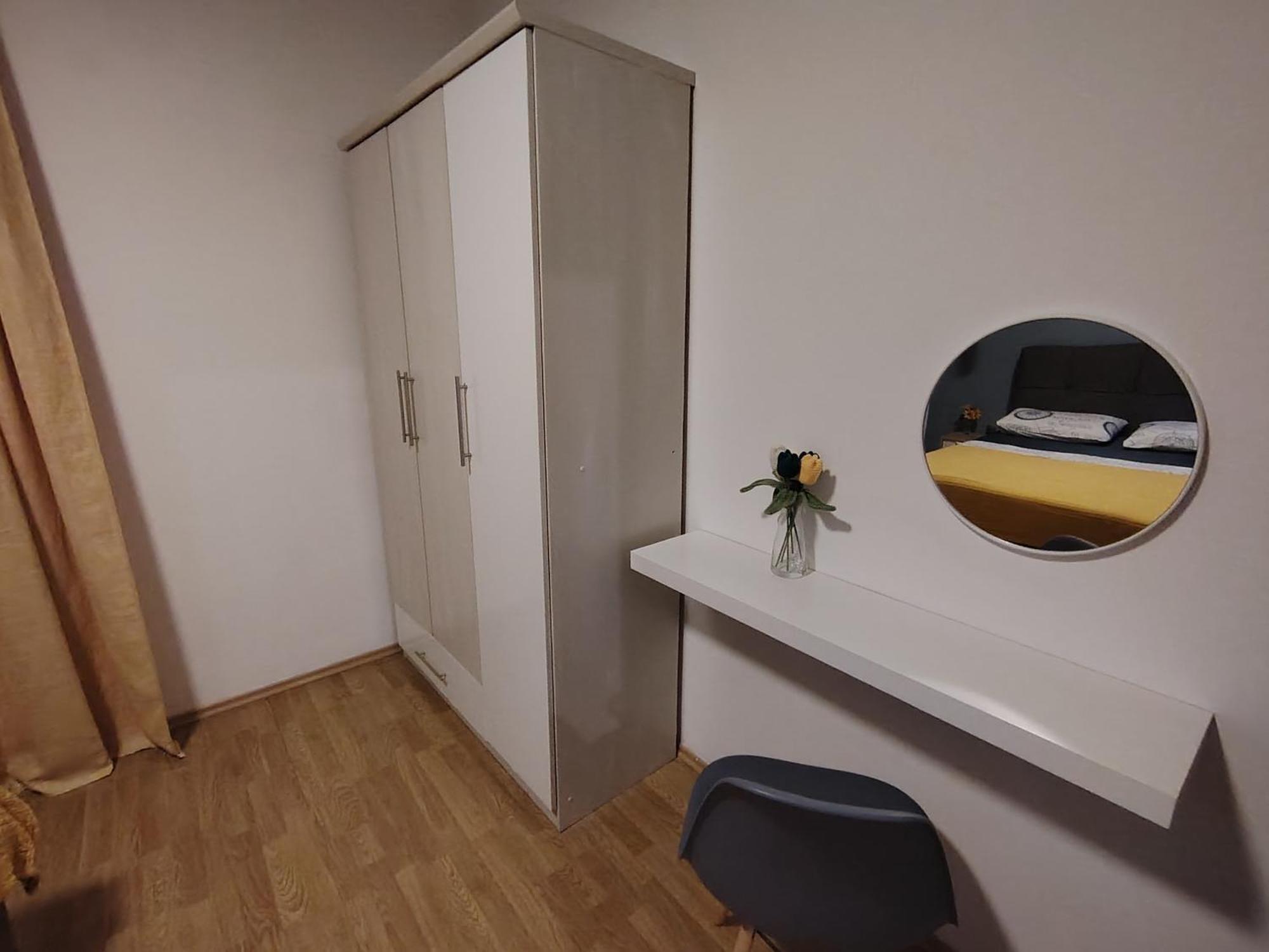 Apartman Hric -50M Od Plaze- Mali Lošinj Eksteriør billede